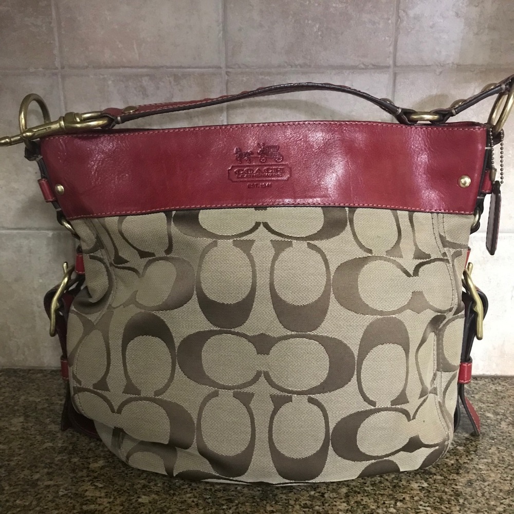 Coach Classic Zoe Bag